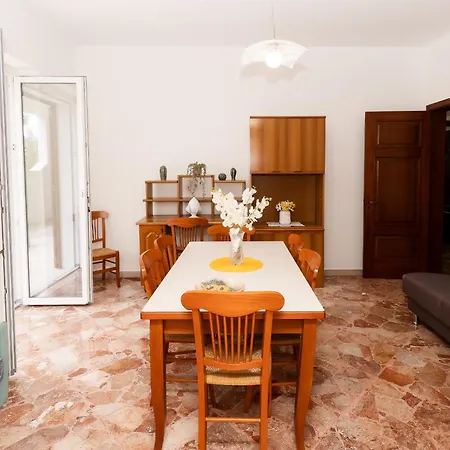 Mediterranea Con Idromassaggio Privato E Dehors A 100mt Dal Mare Apartment *